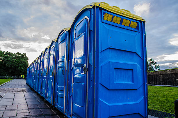 Best Construction site porta potty rental  in Dayton, MN